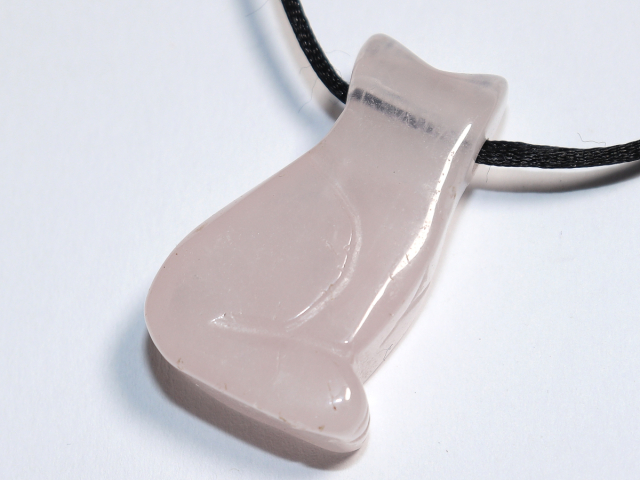 Rosenquarz mit Band oder Silber 925