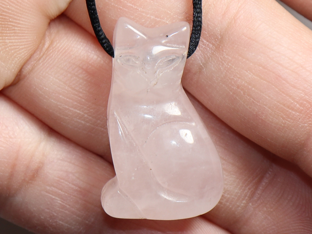 Rosenquarz mit Band oder Silber 925