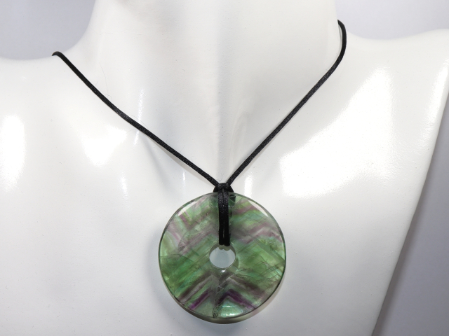 Preview: fluorite with cord