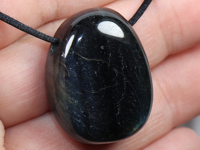 hawks eye with cord or silver 925