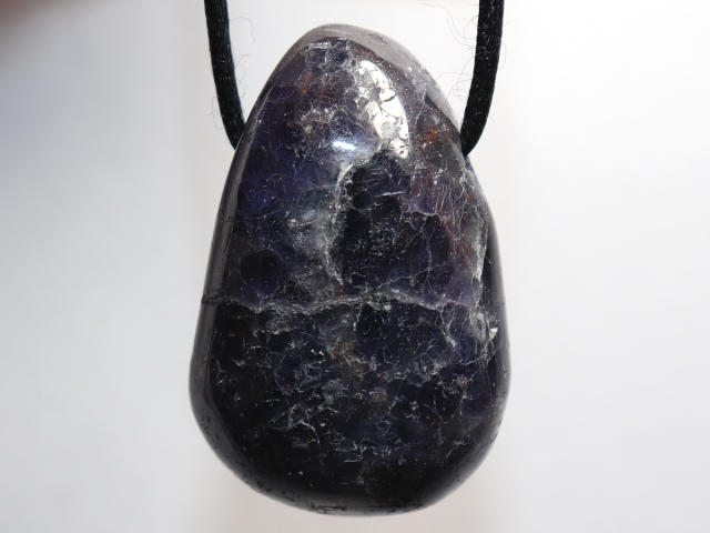 Preview: iolite with cord or silver 925