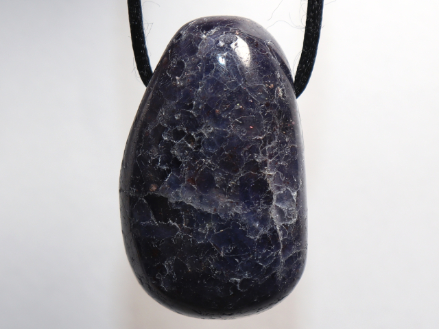 Preview: iolite with cord or silver 925