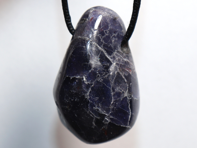 Preview: iolite with cord or silver 925