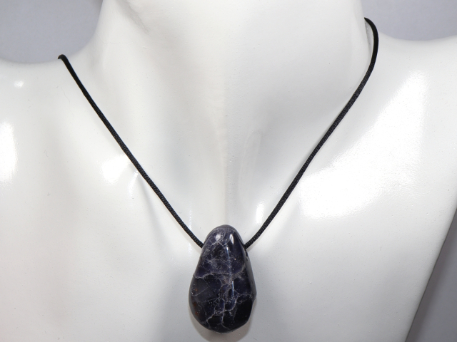 Preview: iolite with cord or silver 925