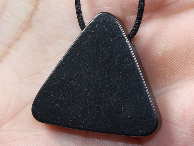 shungite with cord or silver 925