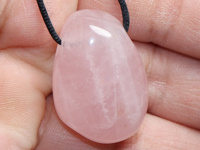rose quartz with cord or silver 925