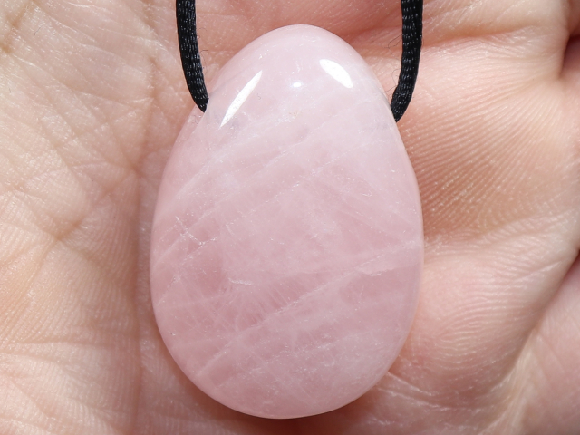 rose quartz with cord or silver 925