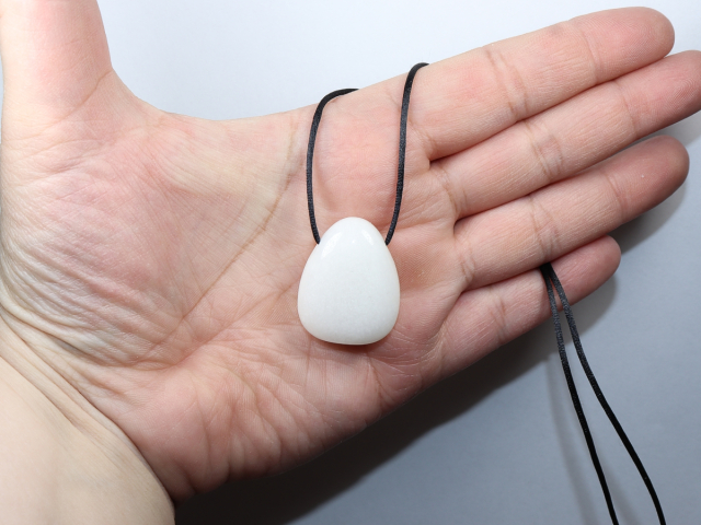 snow quartz with cord or silver 925