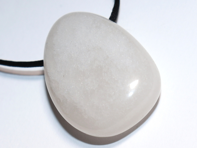 Schneequarz mit Band oder Silber 925