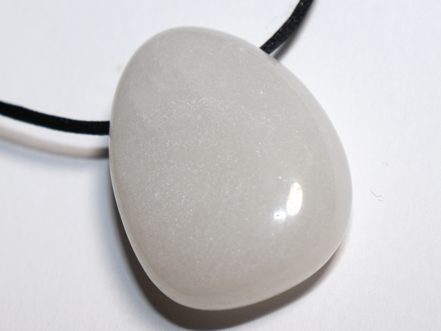 Schneequarz mit Band oder Silber 925