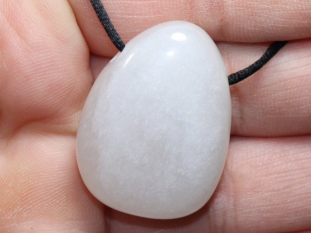 Schneequarz mit Band oder Silber 925