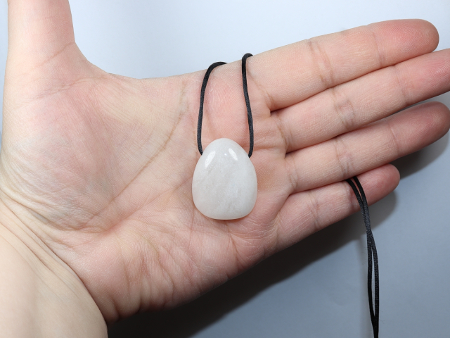 snow quartz with cord or silver 925