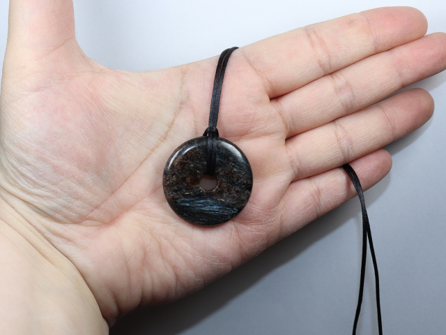 anthophyllite with cord