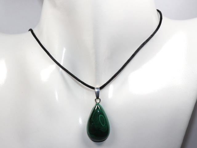 malachite with cord or silver 925