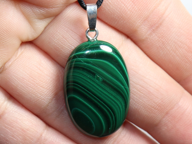malachite with cord or silver 925