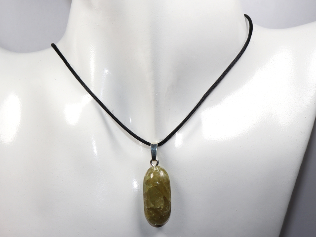apatite with cord or silver 925