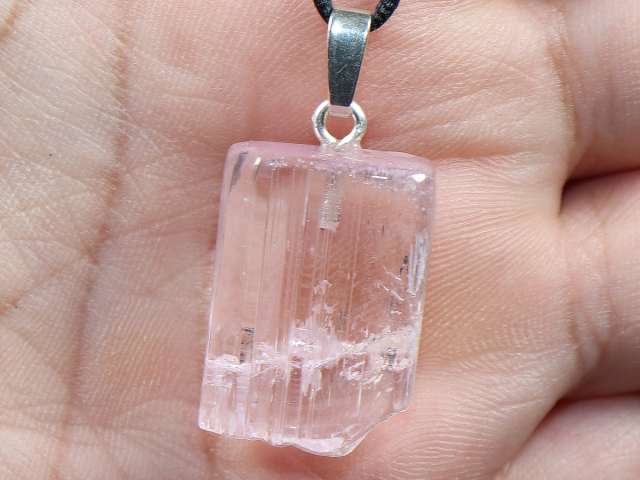 kunzite with cord or silver 925