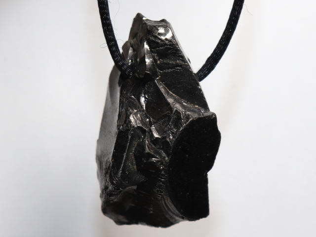 Preview: Edel-Shungit mit Band oder Silber 925