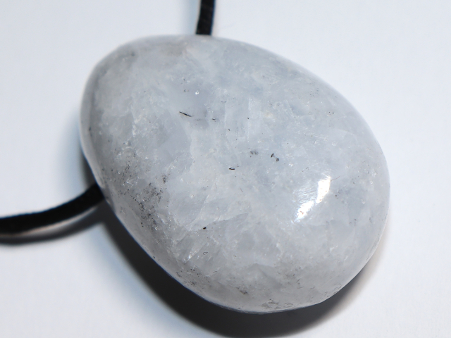 blauer Calcit mit Band oder Silber 925