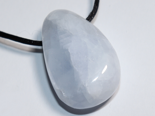 blauer Calcit mit Band oder Silber 925