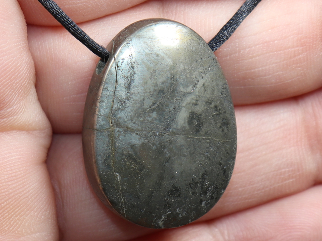 Pyrit mit Band oder Silber 925