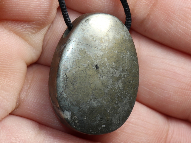 Pyrit mit Band oder Silber 925
