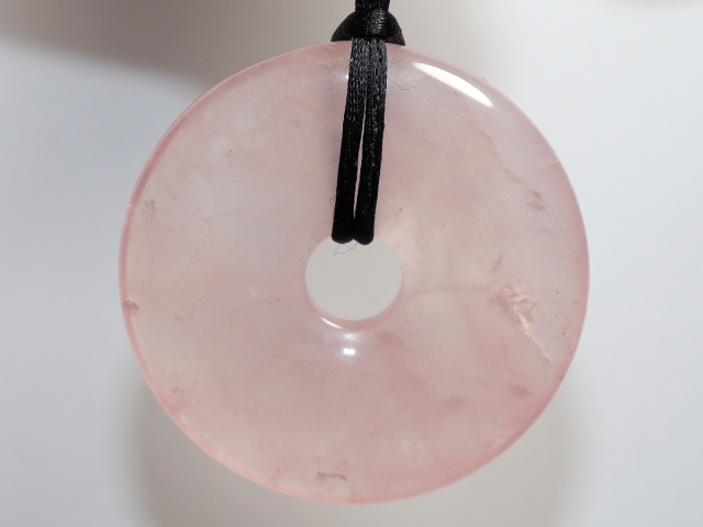 rose quartz with cord