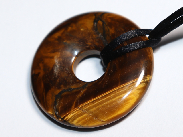 tiger's eye with cord