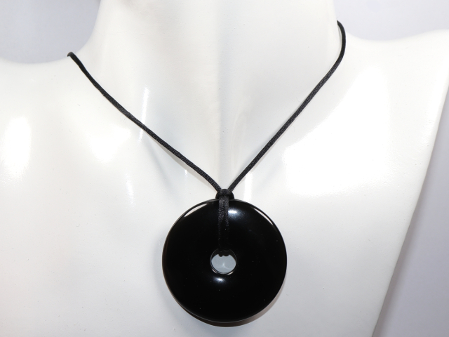 Preview: black obsidian with cord