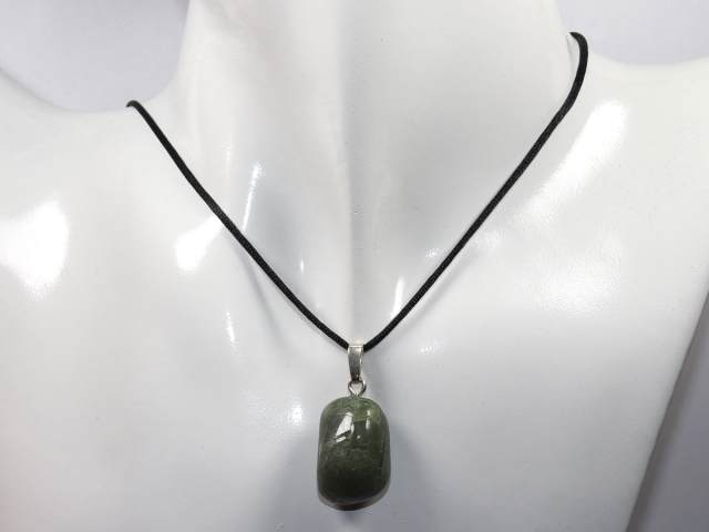 Preview: peridot with cord or silver 925
