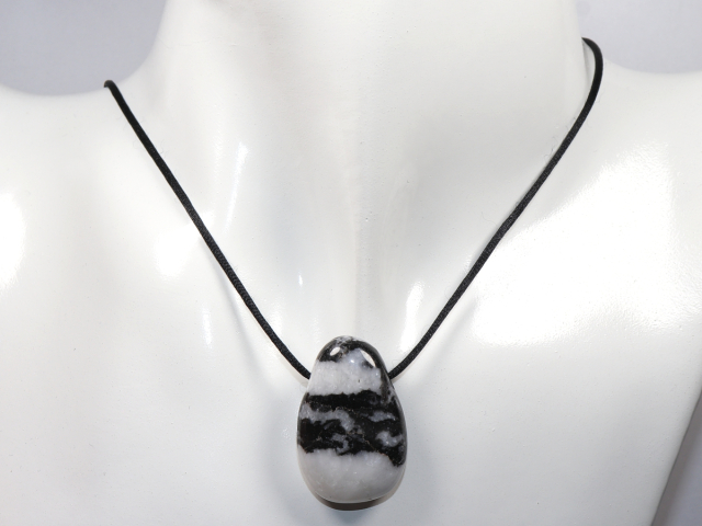 zebra marble with cord or silver 925