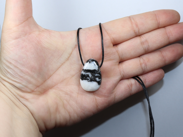 zebra marble with cord or silver 925