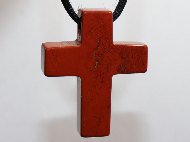 roter Jaspis mit Band