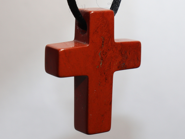 roter Jaspis mit Band