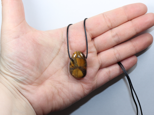 tiger's eye with cord or silver 925