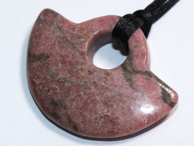 Preview: rhodonite with cord