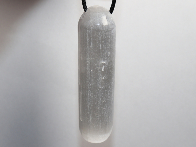 Preview: selenite with cord or silver 925
