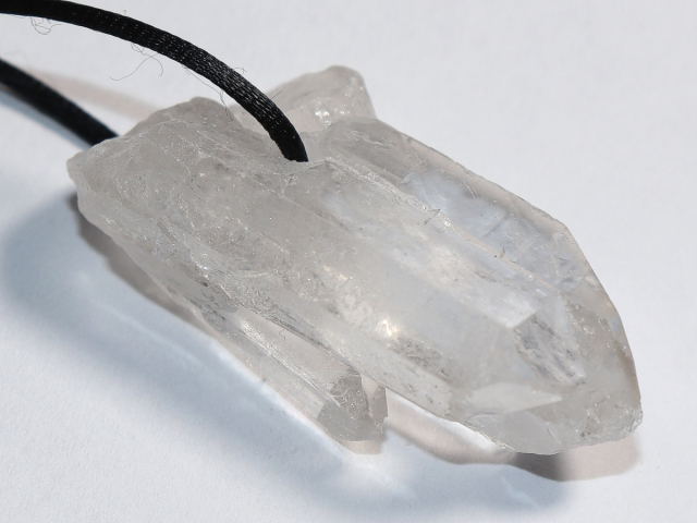 rock crystal with cord or silver 925