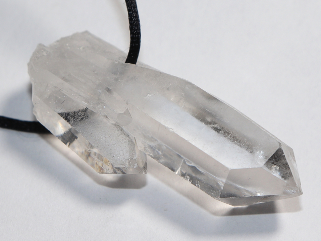 rock crystal with cord or silver 925