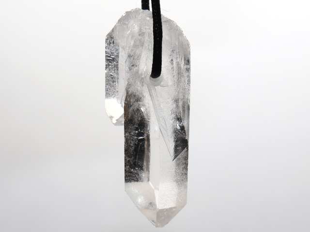 rock crystal with cord or silver 925
