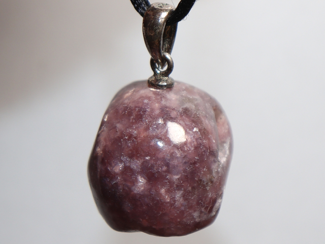 Preview: lepidolite with cord or silver 925