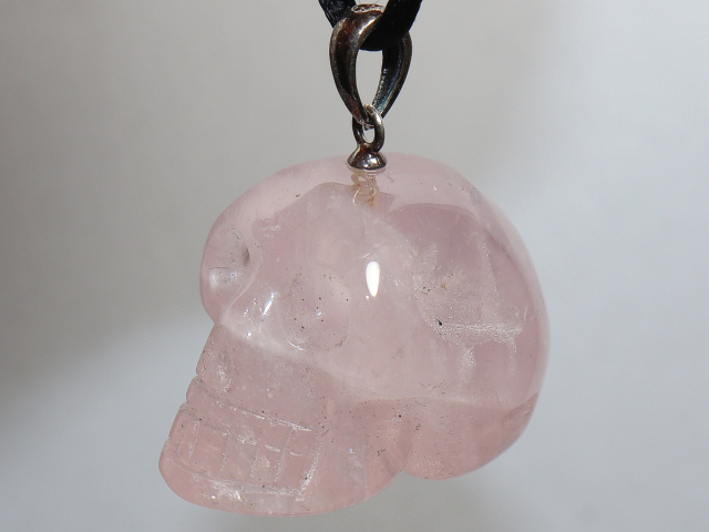 rose quartz with cord or silver 925