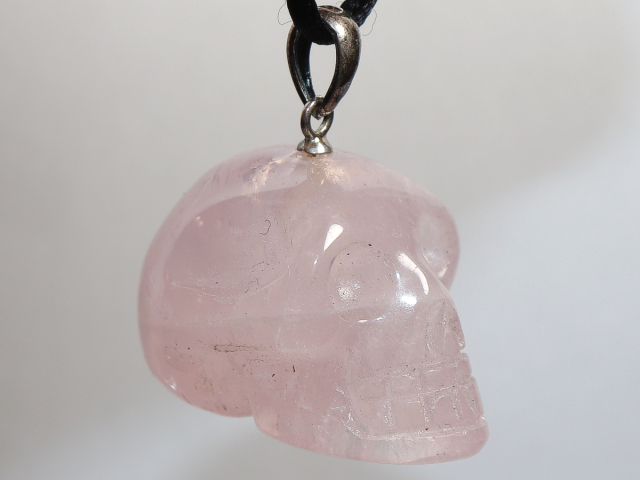 rose quartz with cord or silver 925