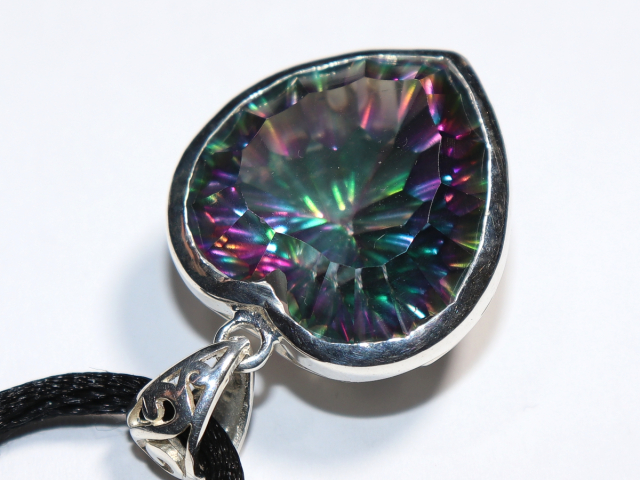 Bergkristall mit Band oder Silber 925