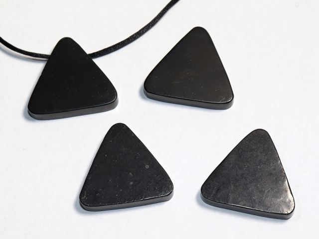 shungite with cord or silver 925