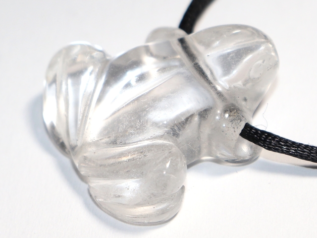 rock crystal with cord or silver 925