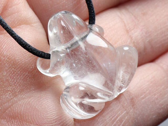 rock crystal with cord or silver 925
