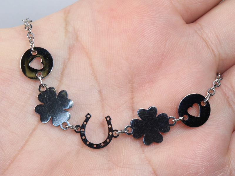 Armband aus Edelstahl