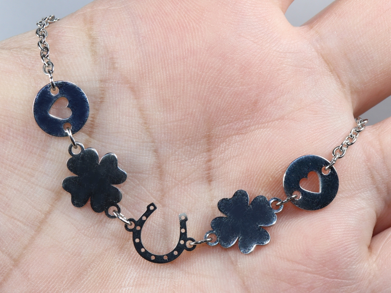 Armband aus Edelstahl