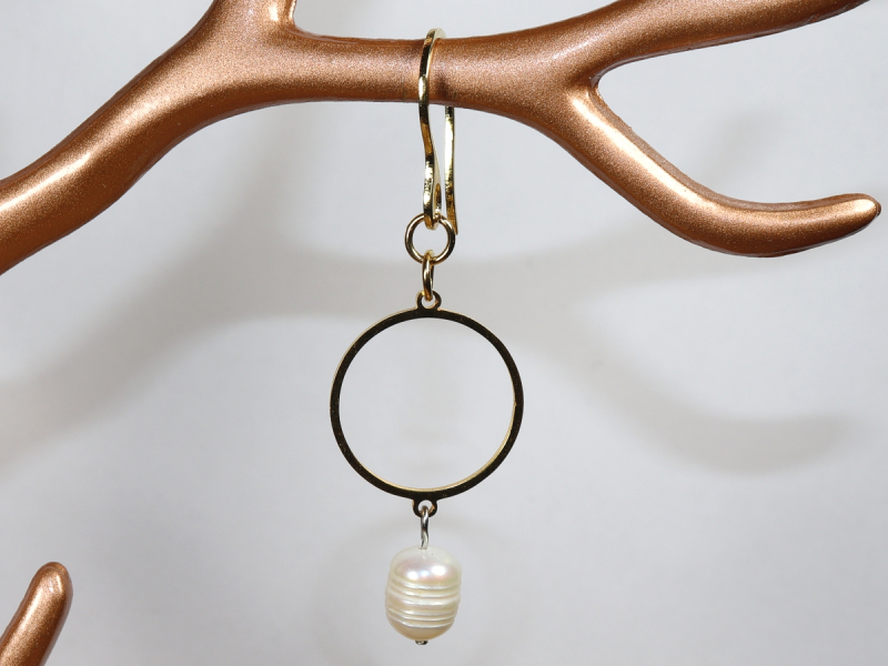 Süßwasserperle, Ring und Edelstahl (Ohrringe)